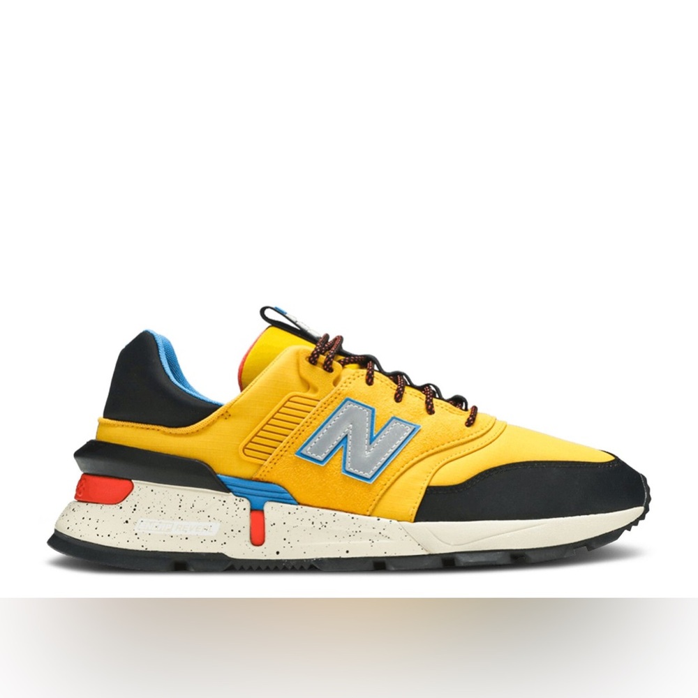 NEW BALANCE 997S 'VARSITY GOLD BLACK'
